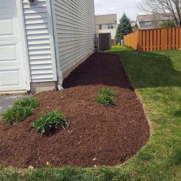 natural brown mulch use